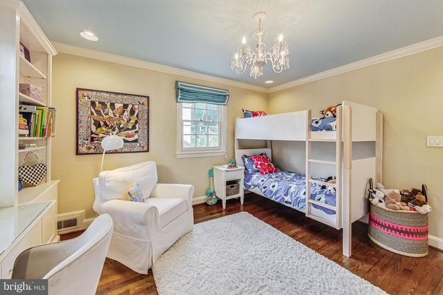 4831 CALVERT ST NW, Washington, DC 20007
