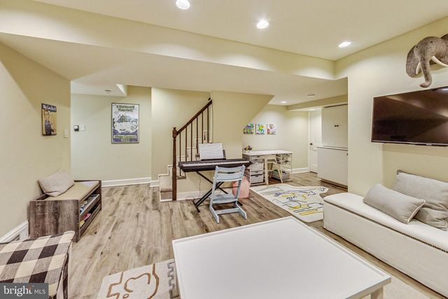 4831 CALVERT ST NW, Washington, DC 20007