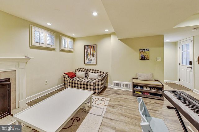 4831 CALVERT ST NW, Washington, DC 20007