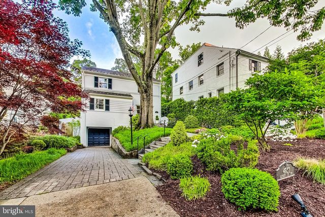 4831 CALVERT ST NW, Washington, DC 20007