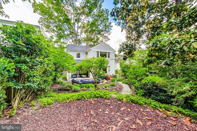 4831 CALVERT ST NW, Washington, DC 20007