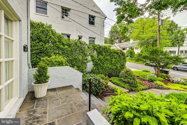 4831 CALVERT ST NW, Washington, DC 20007