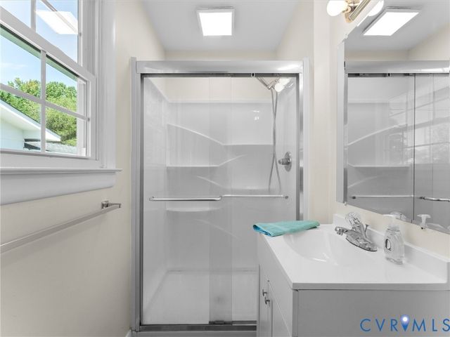 3007 River Rd, Hopewell, VA 23860
