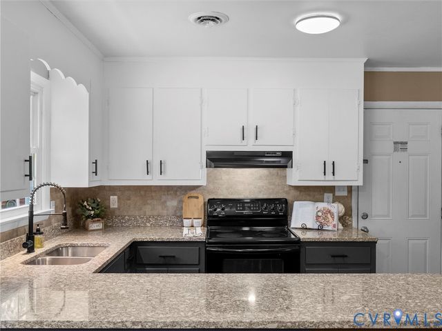 3007 River Rd, Hopewell, VA 23860