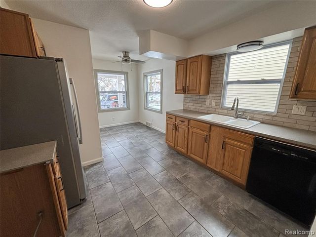 15939 Norborne, Redford, MI 48239