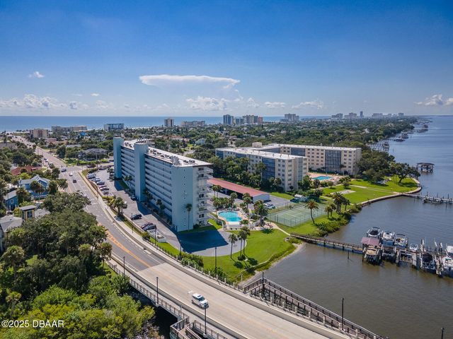 100 Silver Beach Ave Apt 202, Daytona Beach, FL 32118