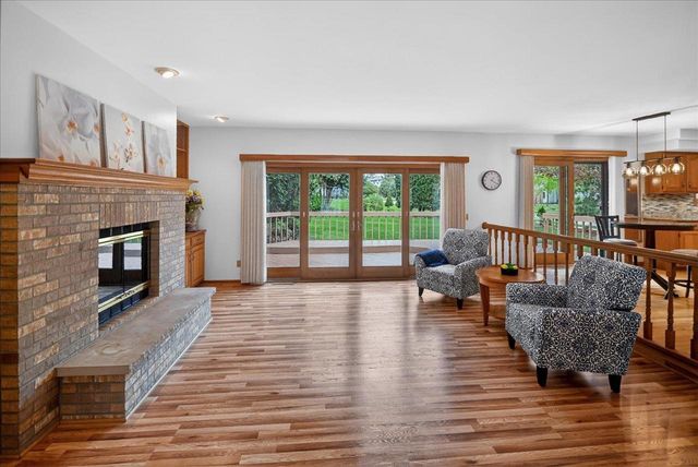 2 Plover Circle, Madison, WI 53717