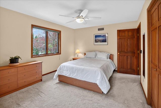 2 Plover Circle, Madison, WI 53717