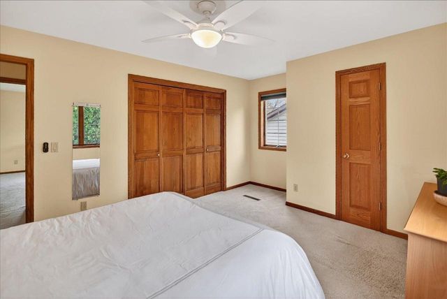 2 Plover Circle, Madison, WI 53717