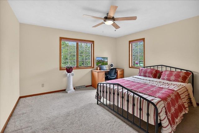 2 Plover Circle, Madison, WI 53717