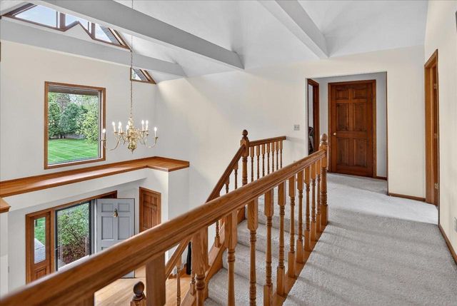2 Plover Circle, Madison, WI 53717