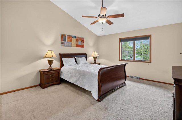 2 Plover Circle, Madison, WI 53717