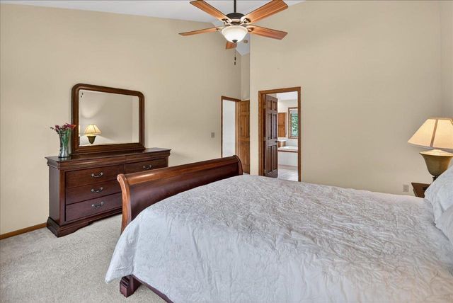 2 Plover Circle, Madison, WI 53717
