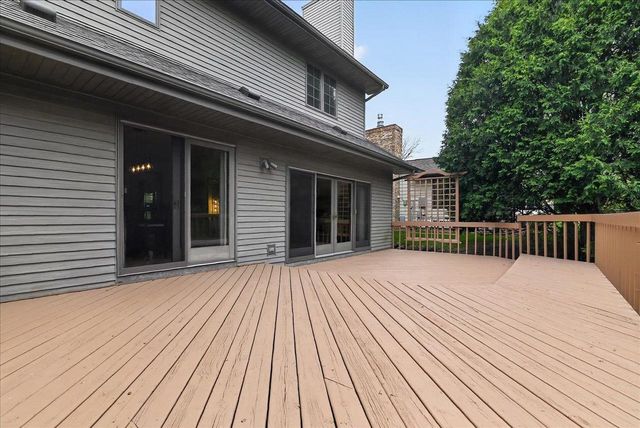 2 Plover Circle, Madison, WI 53717