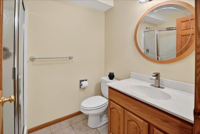 2 Plover Circle, Madison, WI 53717