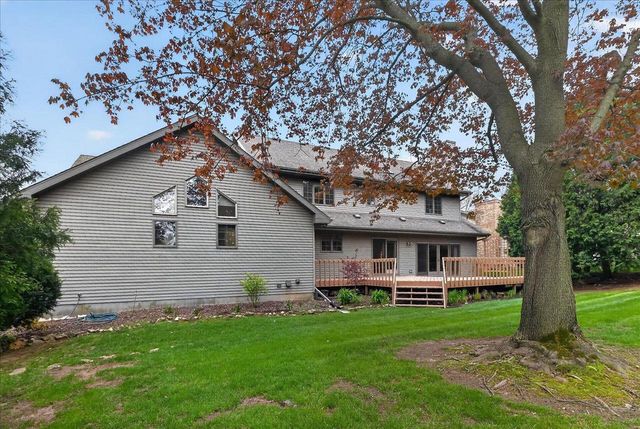 2 Plover Circle, Madison, WI 53717