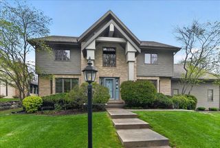 2 Plover Circle, Madison, WI 53717