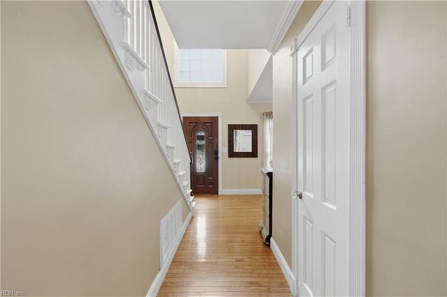 3800 Shoreline DR, Portsmouth, VA 23703