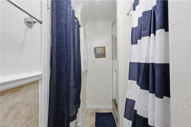 3800 Shoreline DR, Portsmouth, VA 23703
