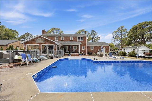 3800 Shoreline DR, Portsmouth, VA 23703
