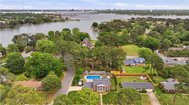 3800 Shoreline DR, Portsmouth, VA 23703