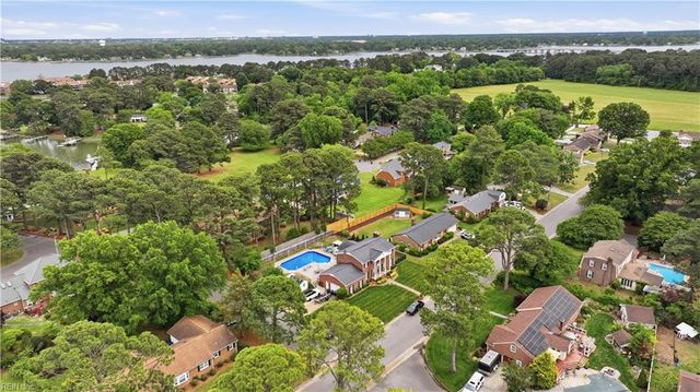 3800 Shoreline DR, Portsmouth, VA 23703