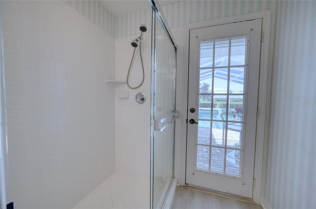 6802 DREWRYS BLUFF, Bradenton, FL 34203