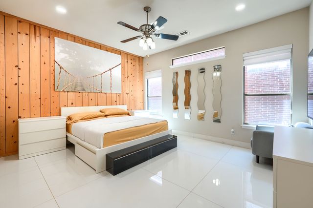 2246 Longview Road, Irving, TX 75063