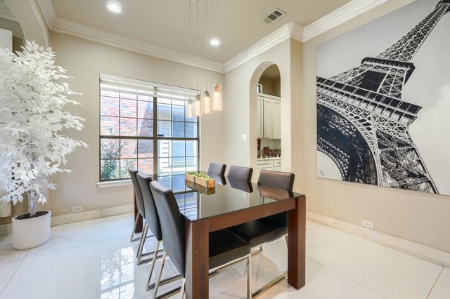 2246 Longview Road, Irving, TX 75063