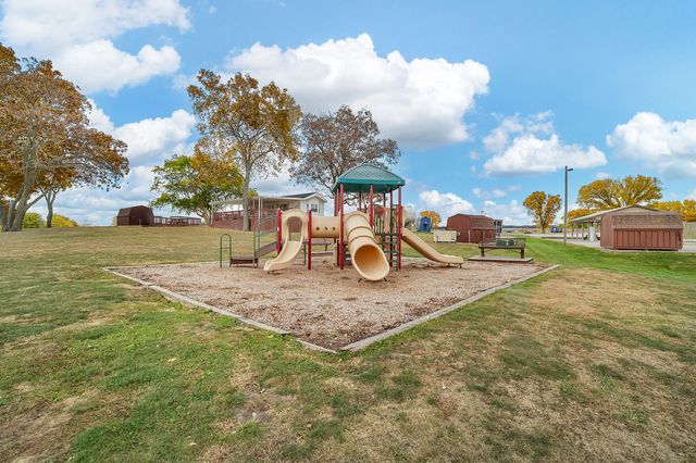 2795 E 28th Lot 235 Road, Seneca, IL 61360