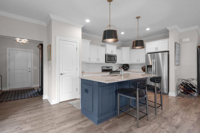 6079 Ludwig Street, Powell, OH 43065