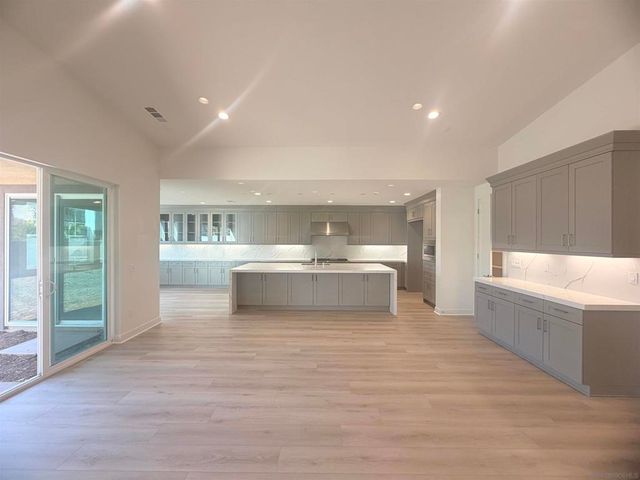 13765 Holly Oak Way, Poway, CA 92064