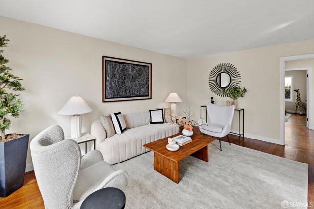 22 Tioga Avenue, San Francisco, CA 94134