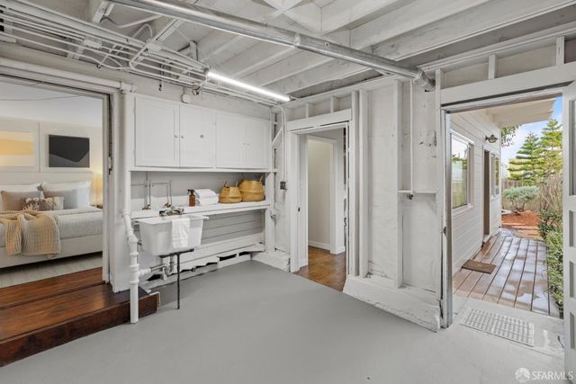 22 Tioga Avenue, San Francisco, CA 94134