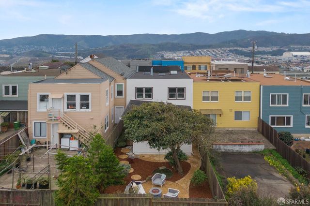 22 Tioga Avenue, San Francisco, CA 94134