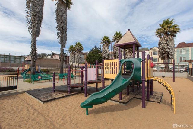 22 Tioga Avenue, San Francisco, CA 94134