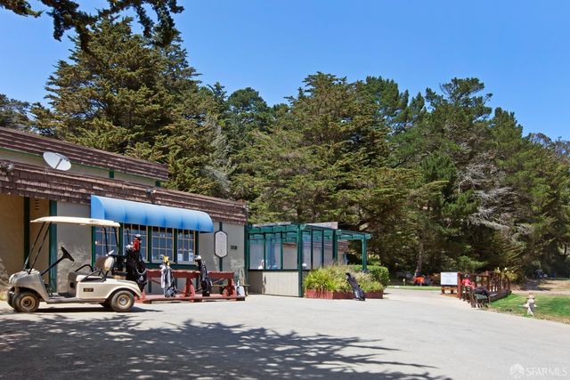 22 Tioga Avenue, San Francisco, CA 94134