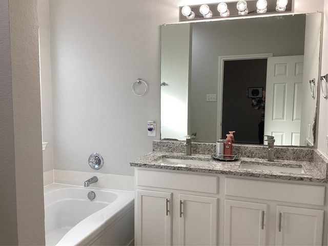 4608 Wolf Ridge Way, Fort Worth, TX 76244