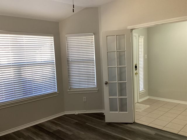 4608 Wolf Ridge Way, Fort Worth, TX 76244