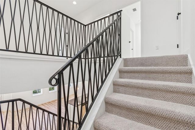 1685 LAUREL STREET 3, Sarasota, FL 34236