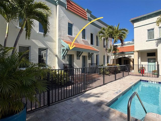 1685 LAUREL STREET 3, Sarasota, FL 34236