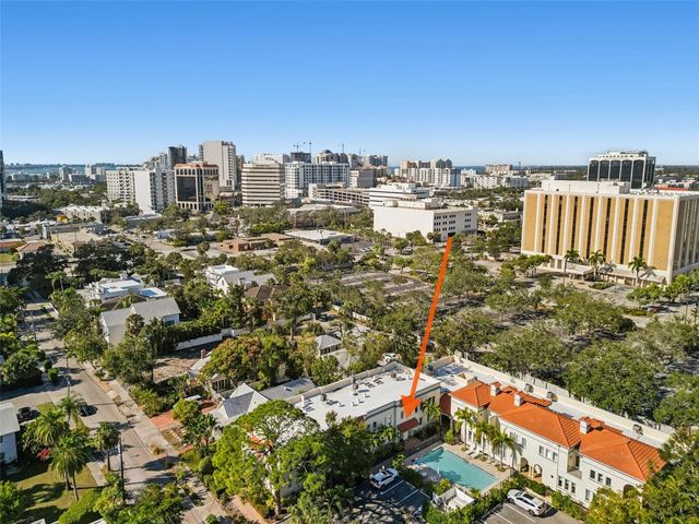 1685 LAUREL STREET 3, Sarasota, FL 34236