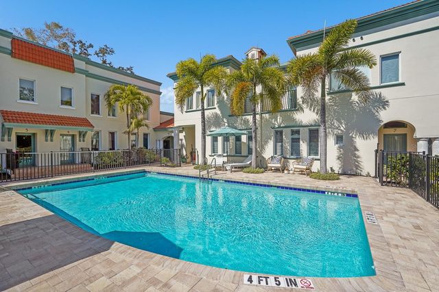 1685 LAUREL STREET 3, Sarasota, FL 34236