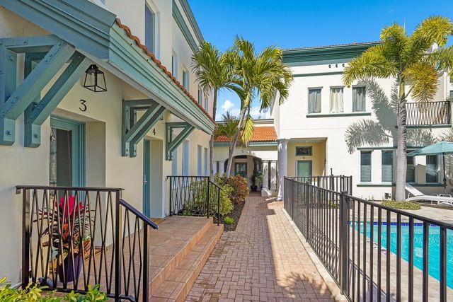 1685 LAUREL STREET 3, Sarasota, FL 34236