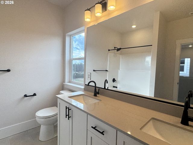 16932 Sw Cairn Ln, King City, OR 97140