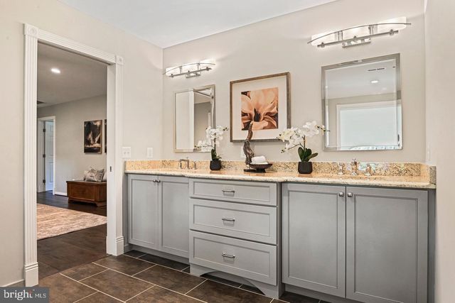 10315 MOUNTINGTON CT, Vienna, VA 22182