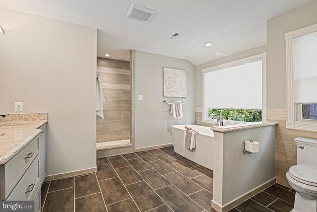 10315 MOUNTINGTON CT, Vienna, VA 22182
