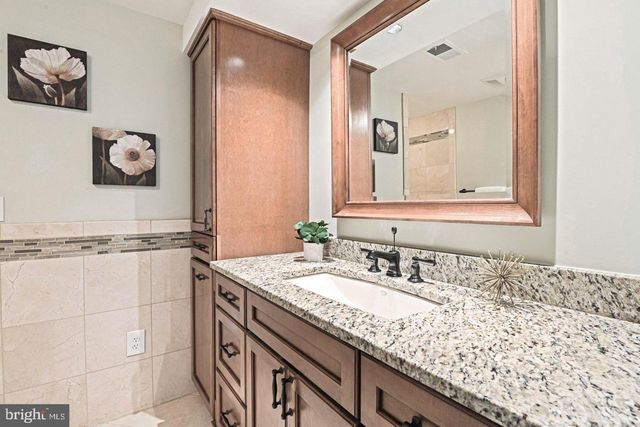 10315 MOUNTINGTON CT, Vienna, VA 22182