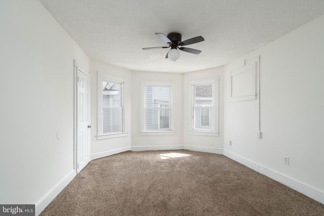 322 OAK ST E, Millville, NJ 08332