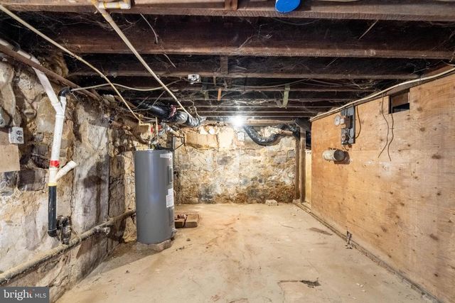 322 OAK ST E, Millville, NJ 08332